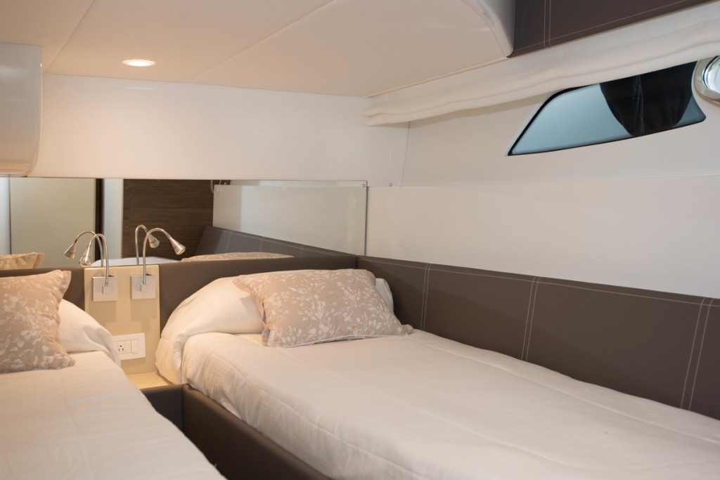 Rodman Muse 44 camarotes invitados